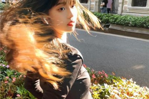 谢娜彻底塌房！这次张杰也救不了她